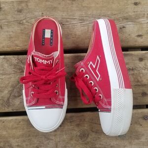 Vintage 90s y2k Tommy Hilfiger Platform Red Canvas Backless Slip-on Sneakers 7.5